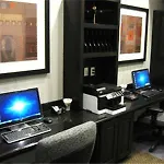 Best Western Premier Crown Chase Inn & Suites 