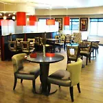 Best Western Premier Crown Chase Inn & Suites 