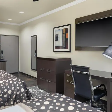 Best Western Premier Crown Chase Inn & Suites Denton Exterior photo