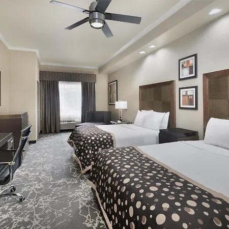 Best Western Premier Crown Chase Inn & Suites Denton Exterior photo