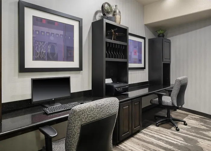 Best Western Premier Crown Chase Inn & Suites
