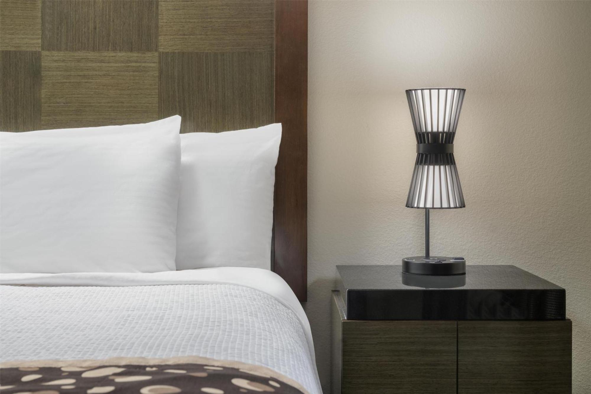 Hotel Western Premier Crown Chase &