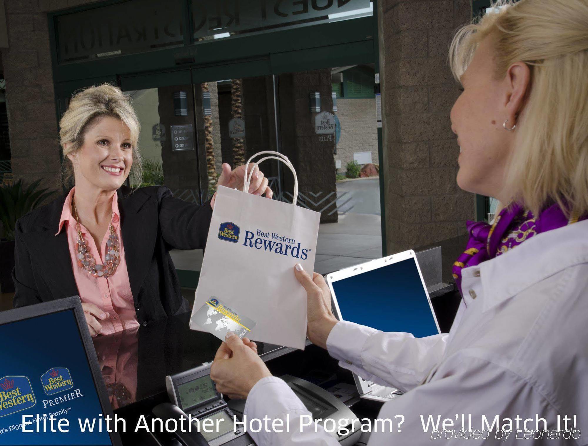 Hotel Western Premier Crown Chase &