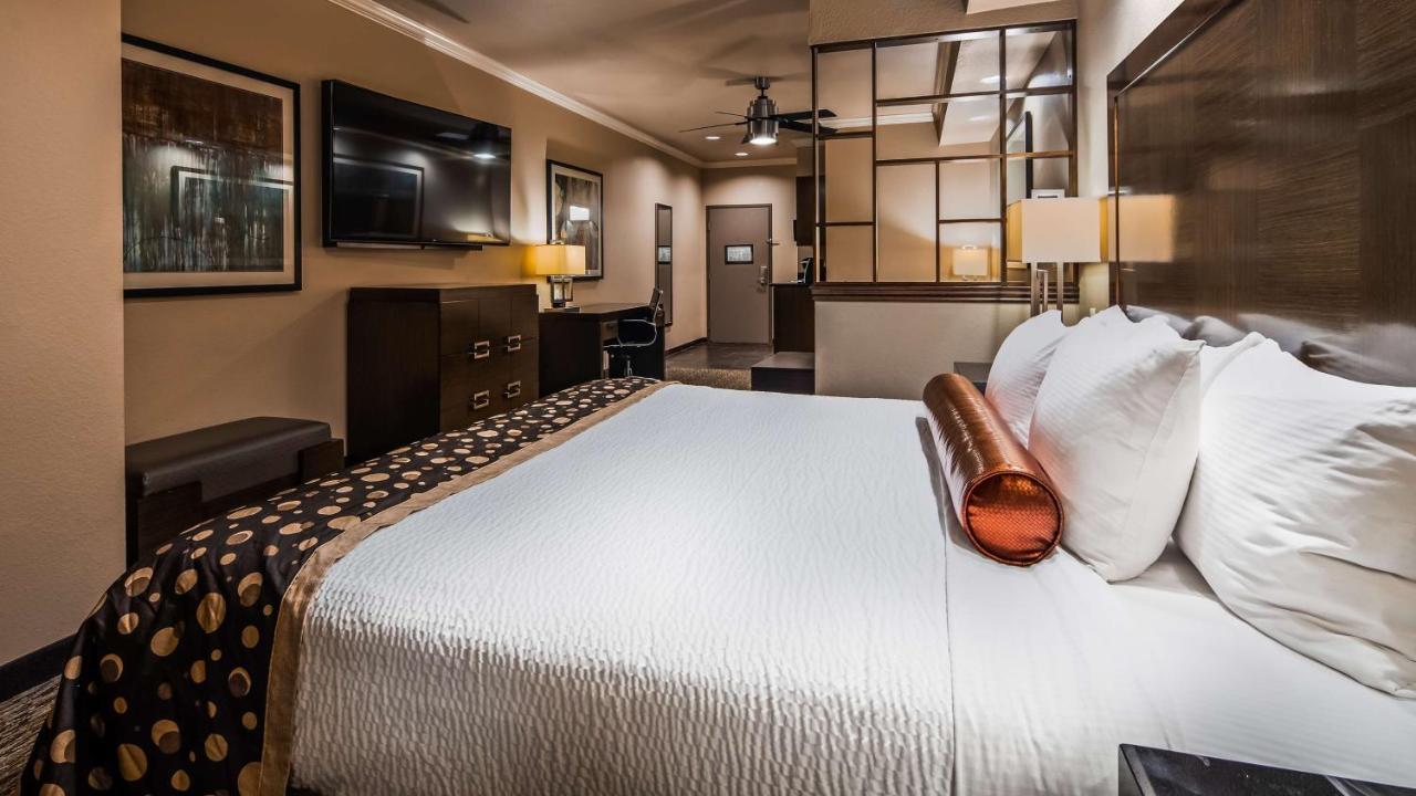 Hotel Western Premier Crown Chase &